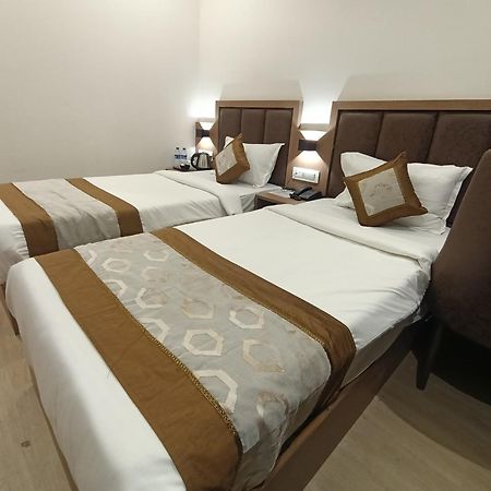 Hotel Beverly Palace Santacruz - Near Bkc - Mumbai Airport T1 エクステリア 写真